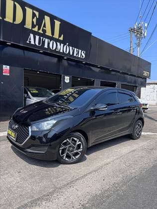 HYUNDAI HB20 1.6 COMFORT PLUS 16V FLEX 4P AUTOMÁTICO